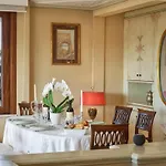 Penthouse For 6 People In Centre Of Rome Luxury